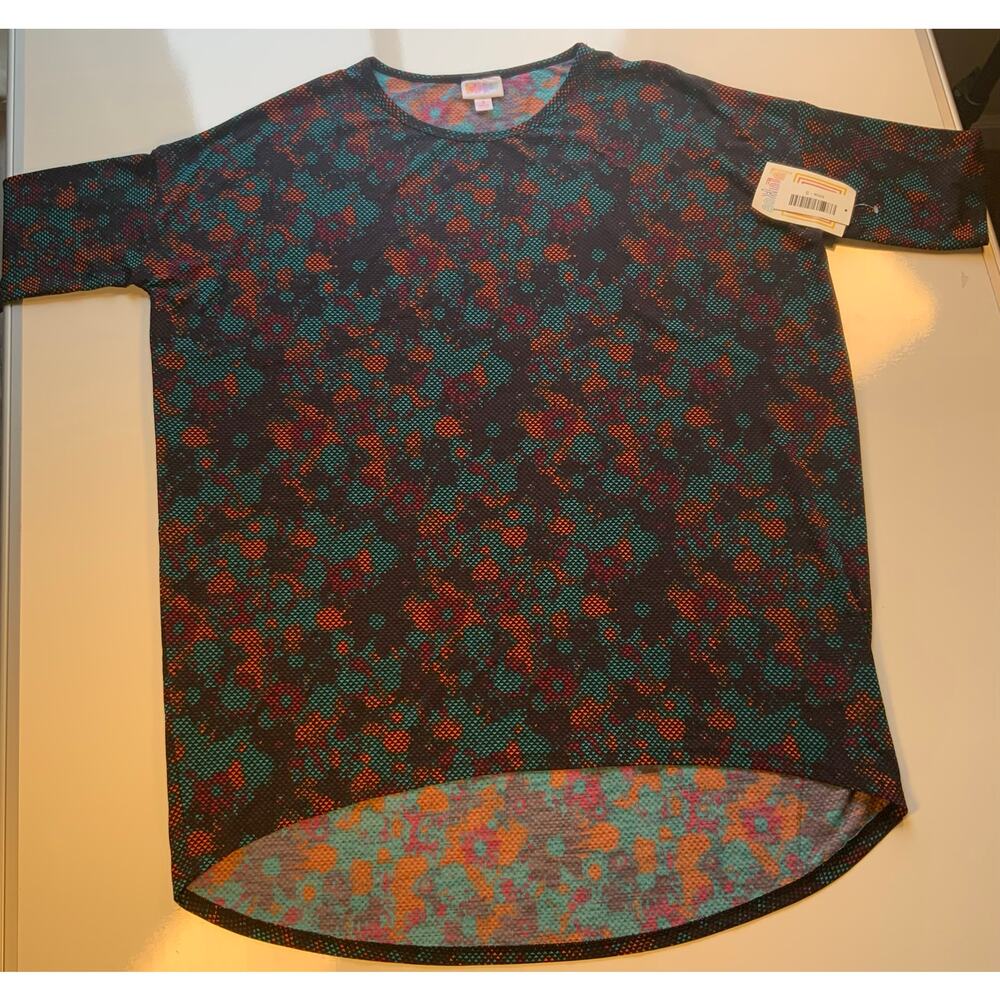 LuLaRoe Irma top NWT Small